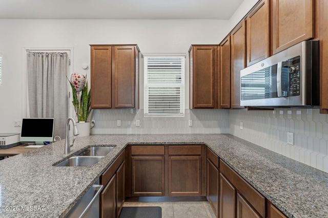 10955 W Radcliff Drive, Marana, AZ 85653