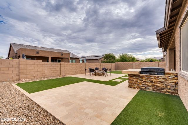 10955 W Radcliff Drive, Marana, AZ 85653