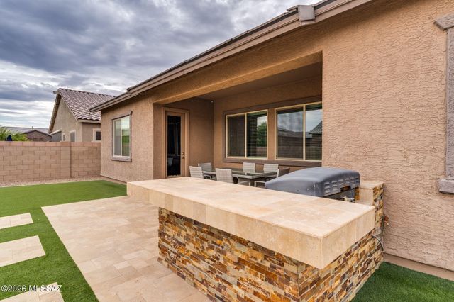 10955 W Radcliff Drive, Marana, AZ 85653