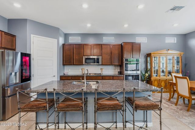 10955 W Radcliff Drive, Marana, AZ 85653