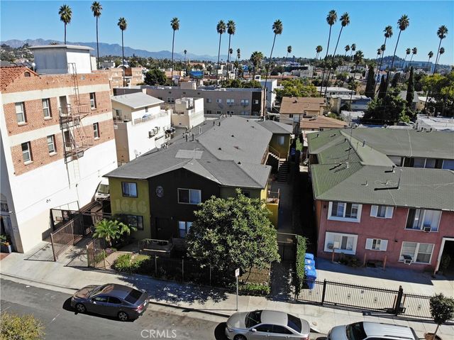 1646 N Harvard, Los Angeles, CA 90027