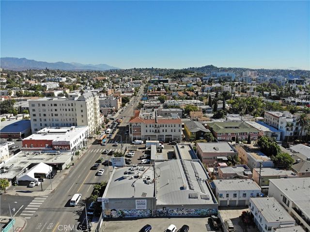 1646 N Harvard, Los Angeles, CA 90027