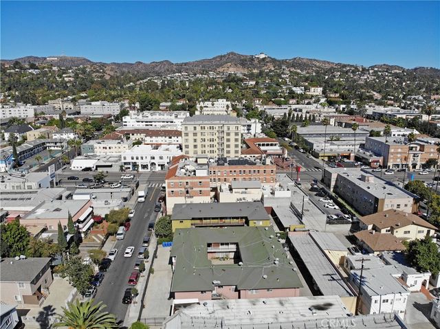 1646 N Harvard, Los Angeles, CA 90027