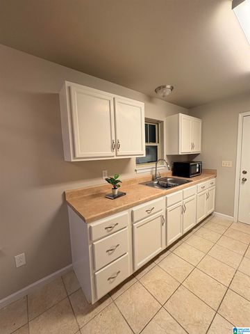 309 CREEK RUN CIRCLE, Calera, AL 35040