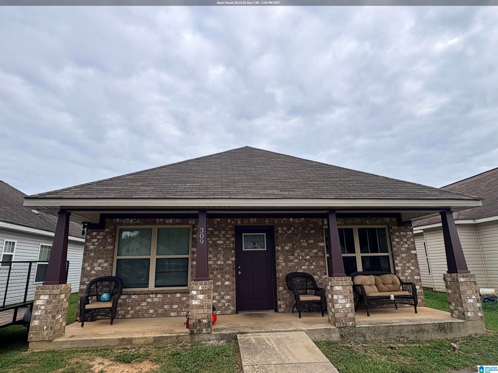 309 CREEK RUN CIRCLE, Calera, AL 35040
