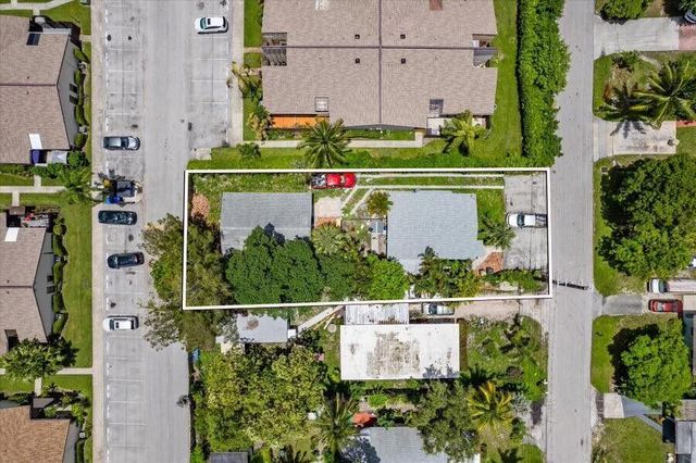 3593 Elizabeth Street, Palm Springs, FL 33461