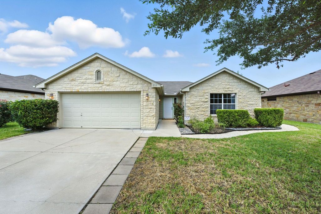 212 Valley Oaks LOOP, Georgetown, TX 78626