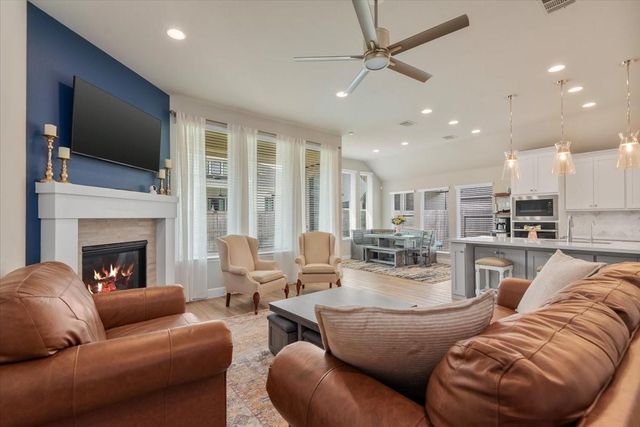 15349 Legacy Park Way, Magnolia, TX 77354