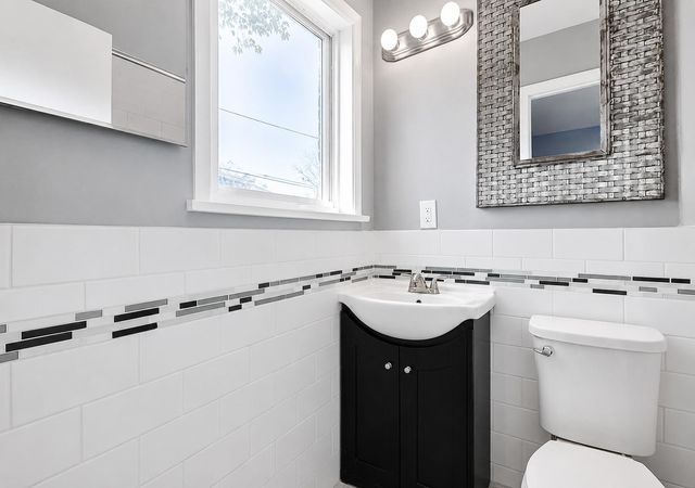 3209 Barton View DR, Austin, TX 78735