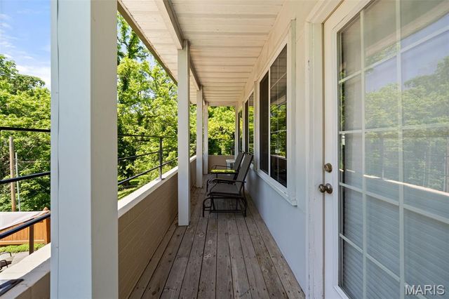 69 Bellerive Acres, Bellerive, MO 63121