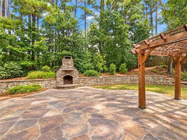 1828 Crossvale Drive, Dacula, GA 30019