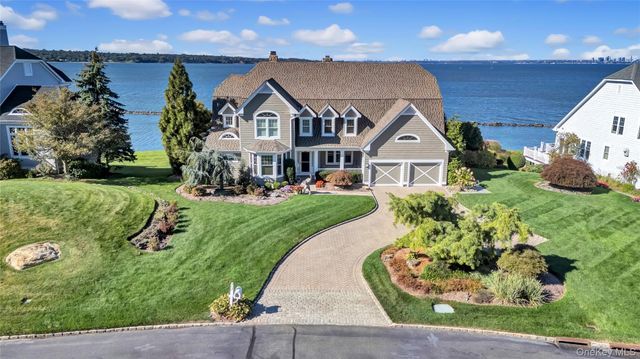 40 Pembroke Drive, Glen Cove, NY 11542