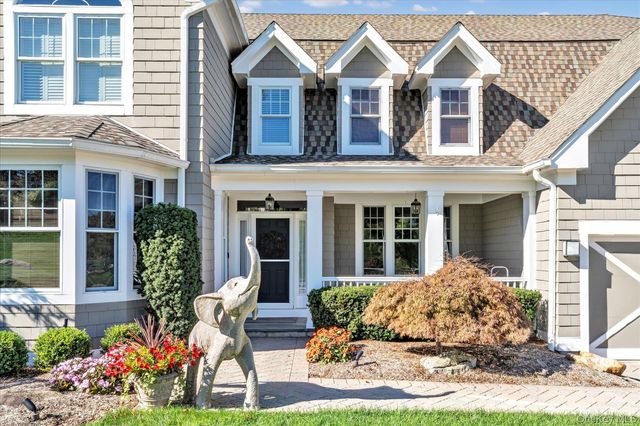 40 Pembroke Drive, Glen Cove, NY 11542