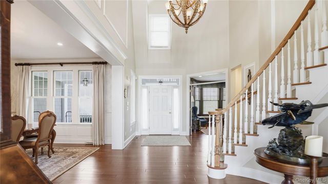 40 Pembroke Drive, Glen Cove, NY 11542