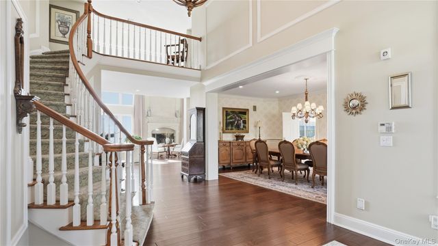 40 Pembroke Drive, Glen Cove, NY 11542