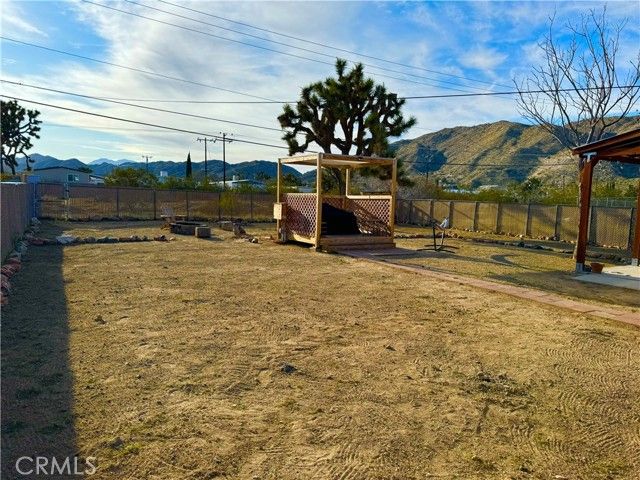 7138 Tamarisk Ave, Yucca Valley, CA 92284