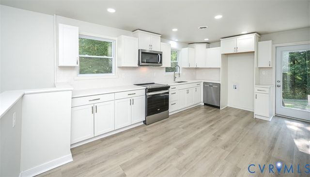 11152 Wychwood Dr, Mechanicsville, VA 23116