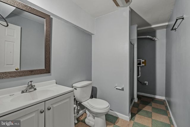 327 SQUIRE LN, Lititz, PA 17543