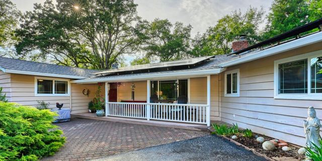 10016 E Lime Kiln Rd, Grass Valley, CA 95949