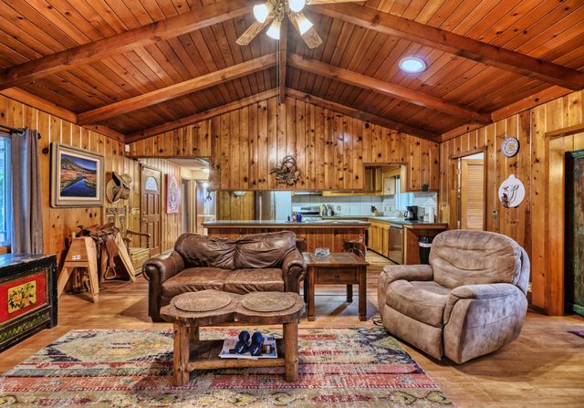 10016 E Lime Kiln Rd, Grass Valley, CA 95949