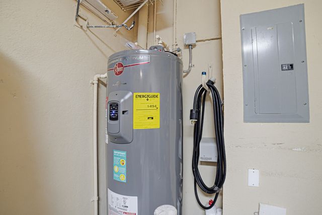 9153 Whistable Walk, Tamarac, FL 33321