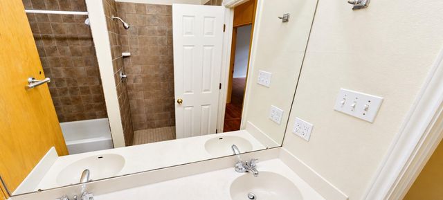 1102 W 22nd ST, Austin, TX 78705