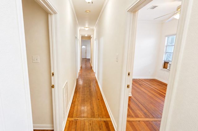 1102 W 22nd ST, Austin, TX 78705