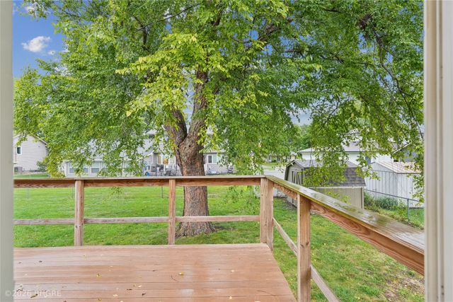 4413 73rd Place, Urbandale, IA 50322