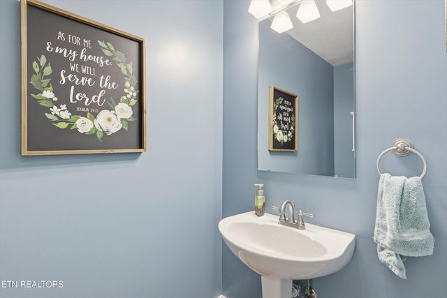 11004 Eagle Creek Lane, Knoxville, TN 37932