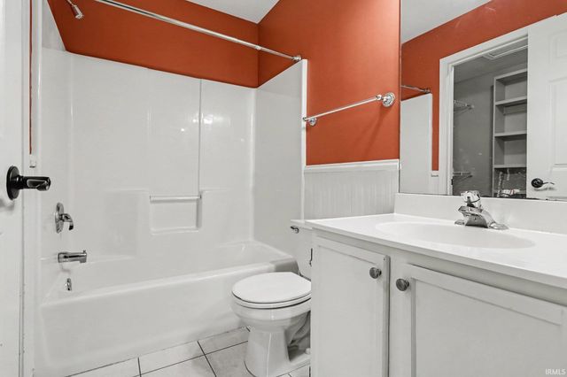 2923 Corpus Christi Drive, South Bend, IN 46628
