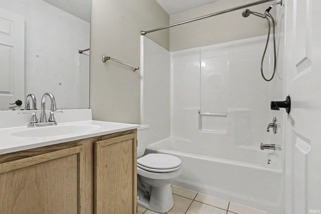 2923 Corpus Christi Drive, South Bend, IN 46628