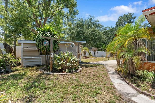 927 PARKWOOD DRIVE, Dunedin, FL 34698