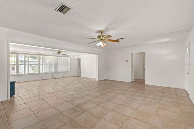 927 PARKWOOD DRIVE, Dunedin, FL 34698