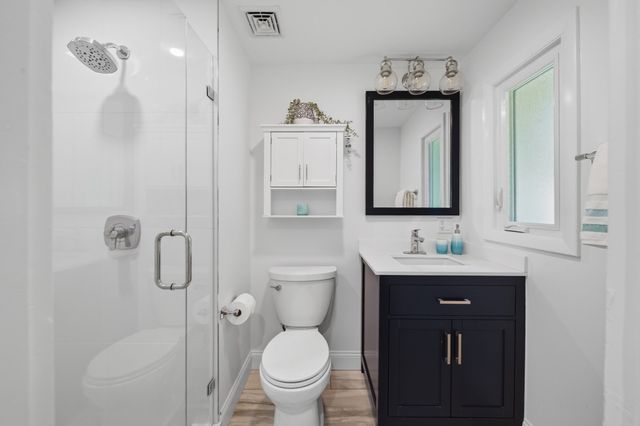 18 Travis Dr, Newton, MA 02467