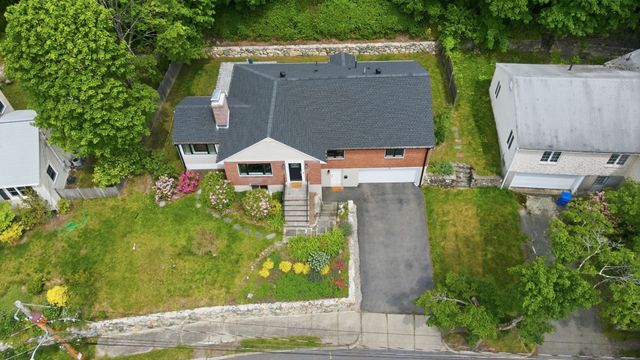 18 Travis Dr, Newton, MA 02467