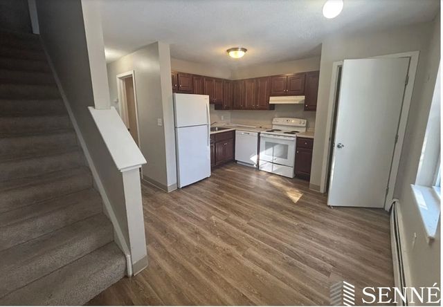 65 Frank's Lane 406, Hanover, MA 02339