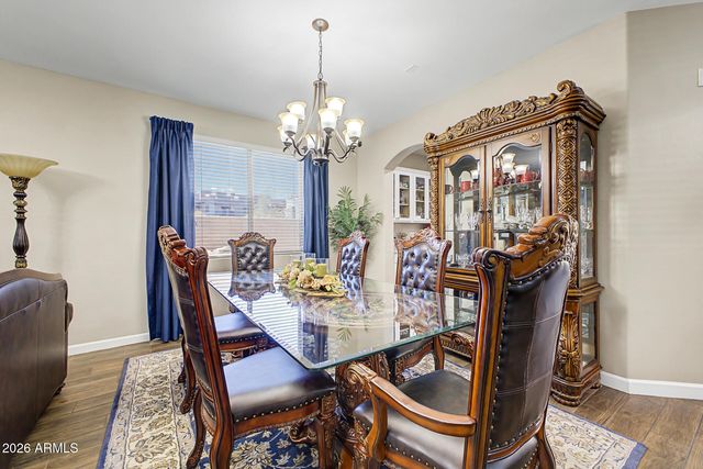 9350 W Medlock Drive, Glendale, AZ 85305