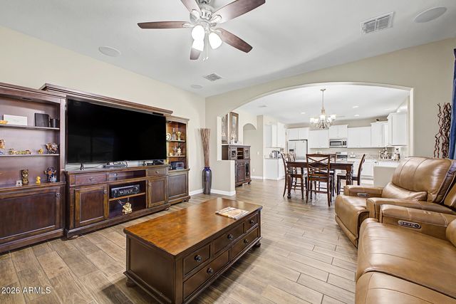 9350 W Medlock Drive, Glendale, AZ 85305