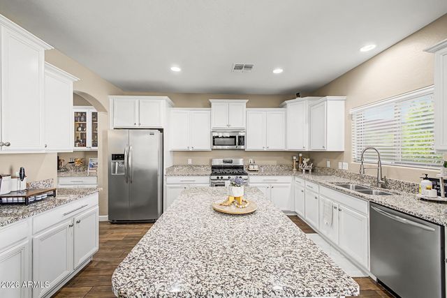 9350 W Medlock Drive, Glendale, AZ 85305