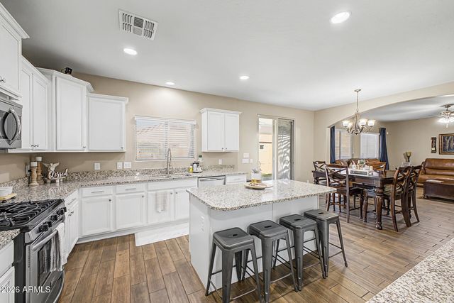 9350 W Medlock Drive, Glendale, AZ 85305