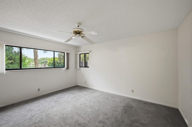 5370 Las Verdes Circle 219, Delray Beach, FL 33484
