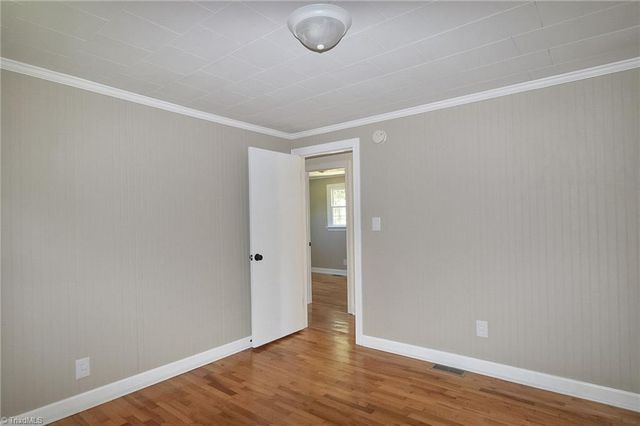 1279 N Hoots Road, Ronda, NC 28679