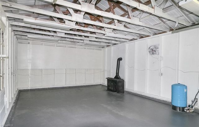 1279 N Hoots Road, Ronda, NC 28679