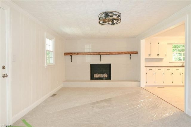 1279 N Hoots Road, Ronda, NC 28679