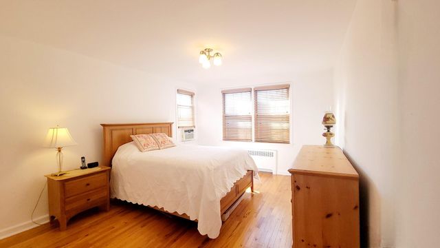 109 N Broadway M12, White Plains, NY 10603