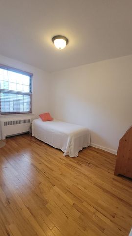109 N Broadway M12, White Plains, NY 10603