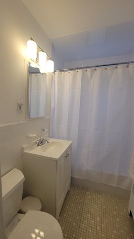 109 N Broadway M12, White Plains, NY 10603