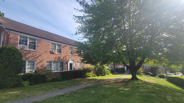 109 N Broadway M12, White Plains, NY 10603