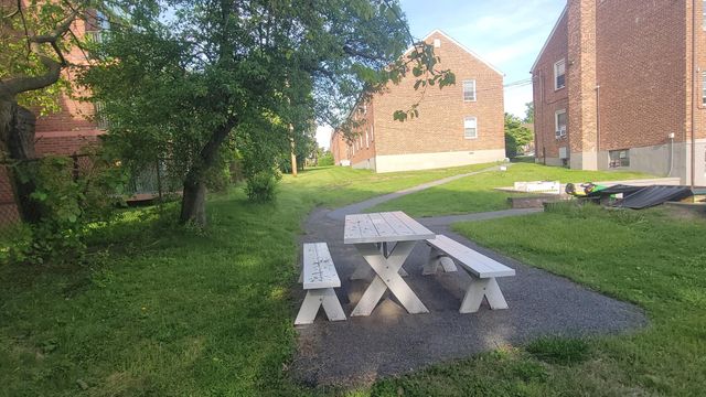 109 N Broadway M12, White Plains, NY 10603