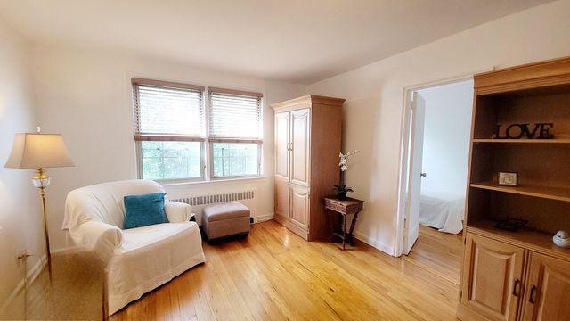 109 N Broadway M12, White Plains, NY 10603